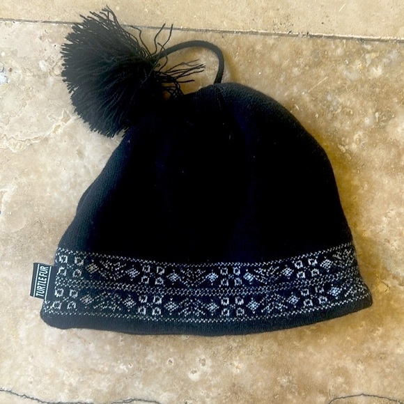 Turtle Fur winter cap. Ladies or men 100 % merino wool. Black white tassel - Picture 2 of 10
